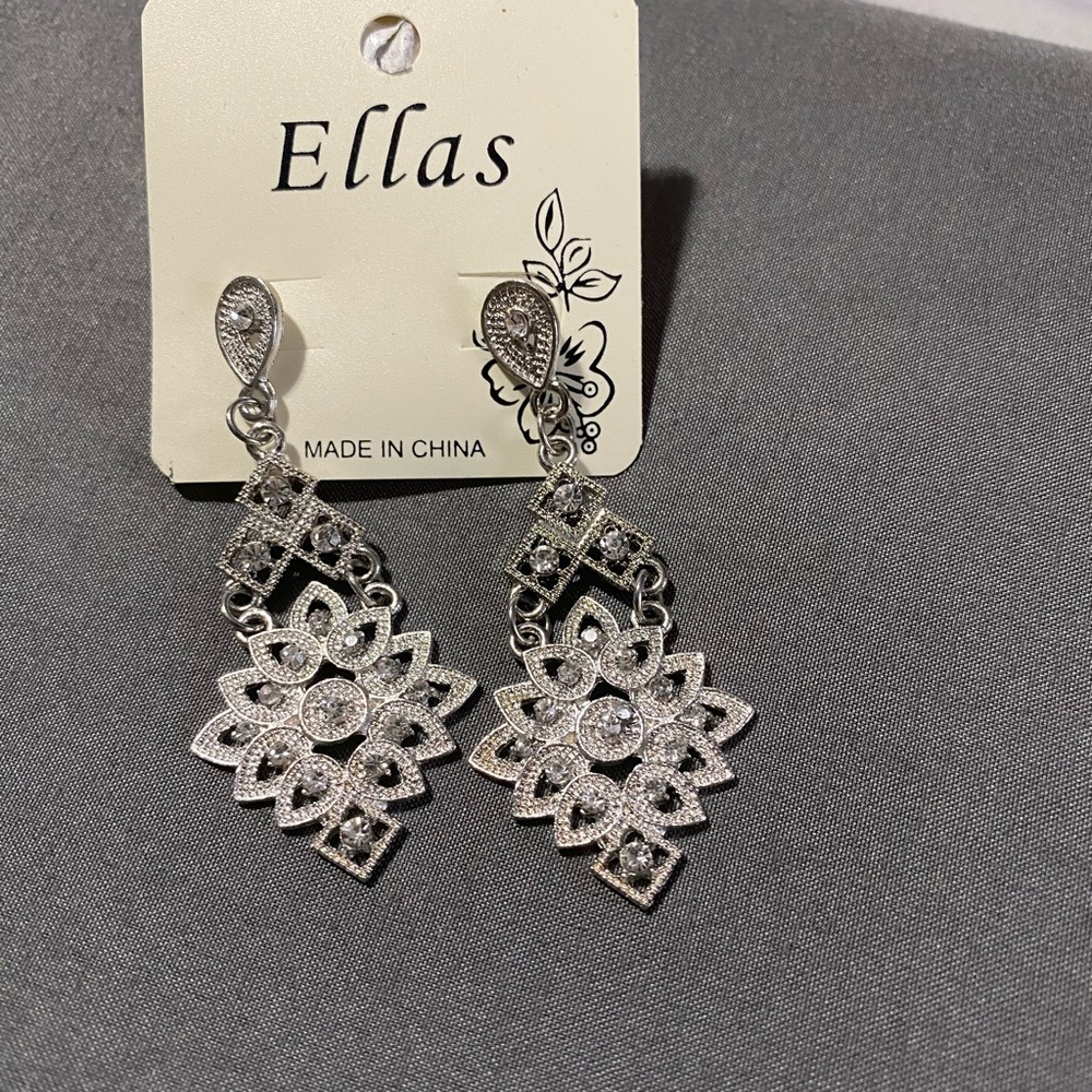 Fashion silver earrings